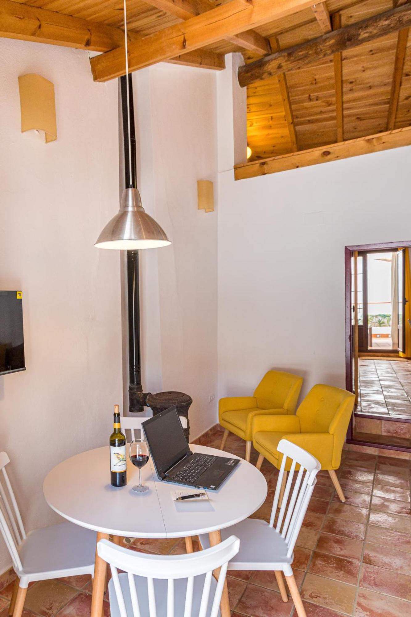 Casa Rural La Artistica, Alojamiento Y Arte Фуэнтеэридос Экстерьер фото